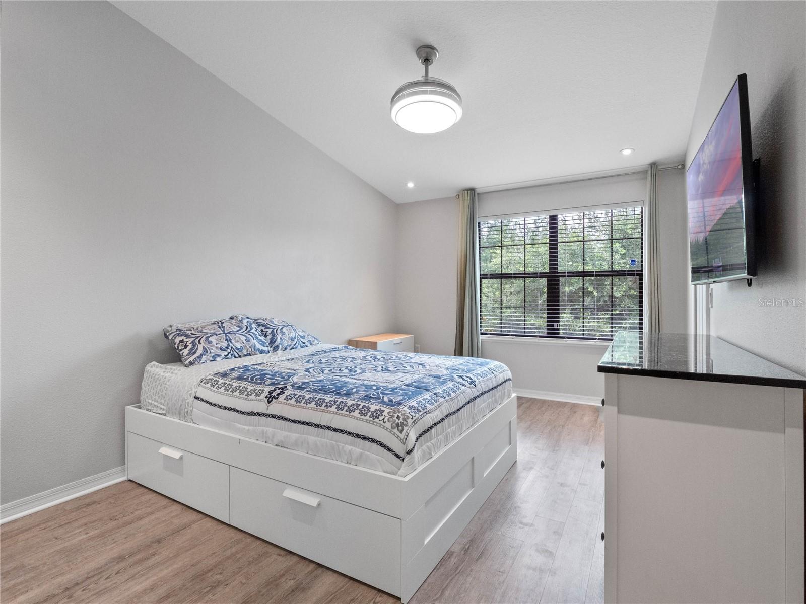 2240 TRILLIUM PARK LN — photo 8