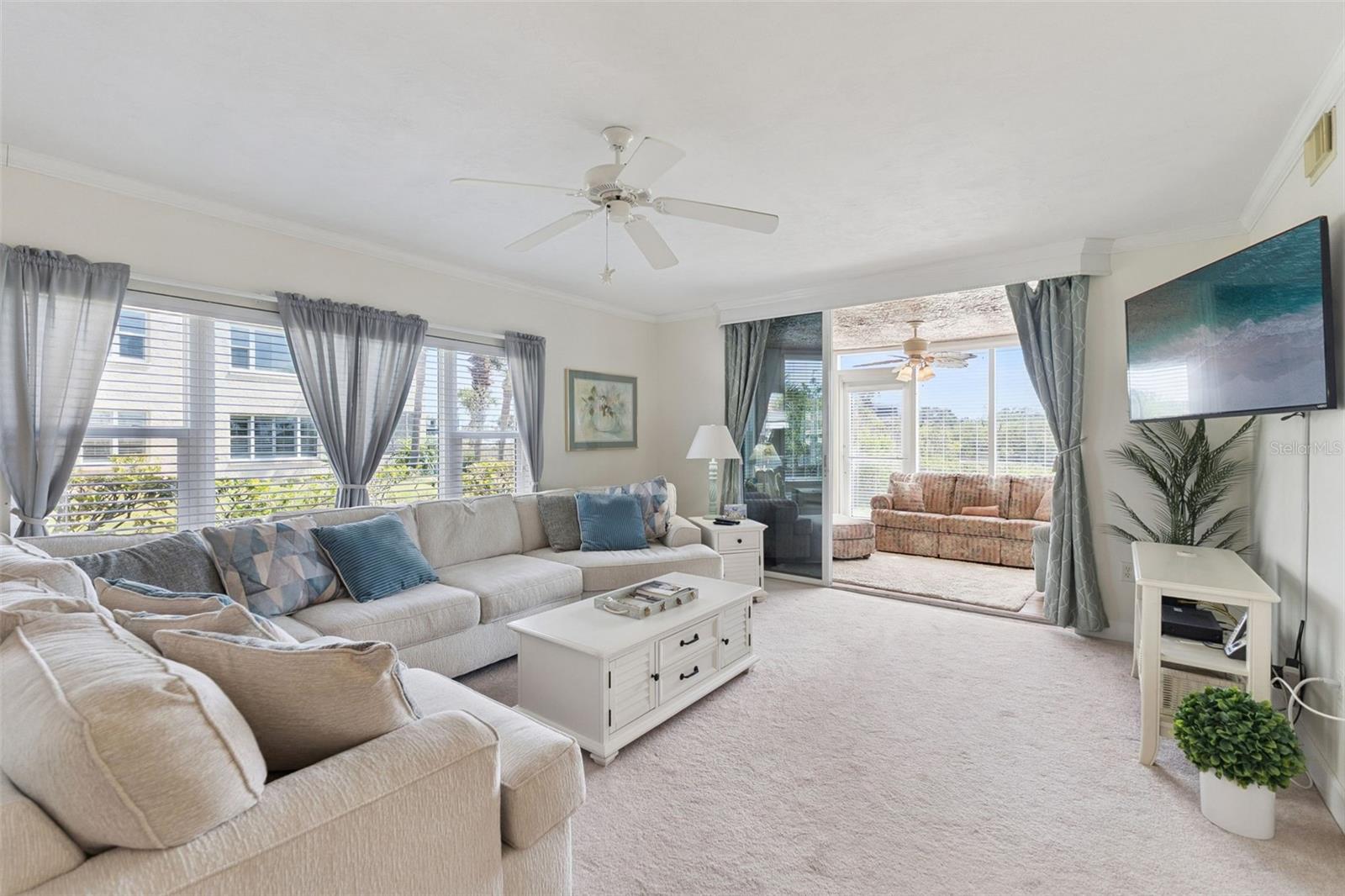 426 BOUCHELLE DR #101 — photo 2