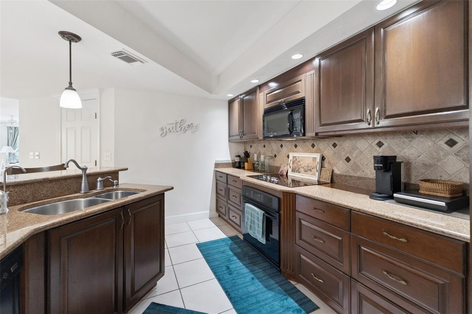 426 BOUCHELLE DR #101 — photo 9