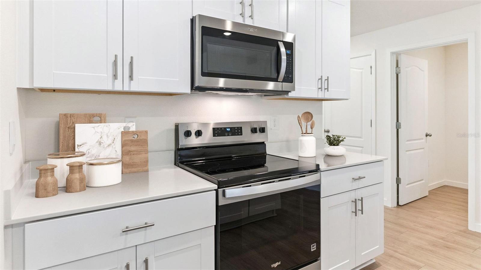 133 HEIRLOOM DR — photo 3