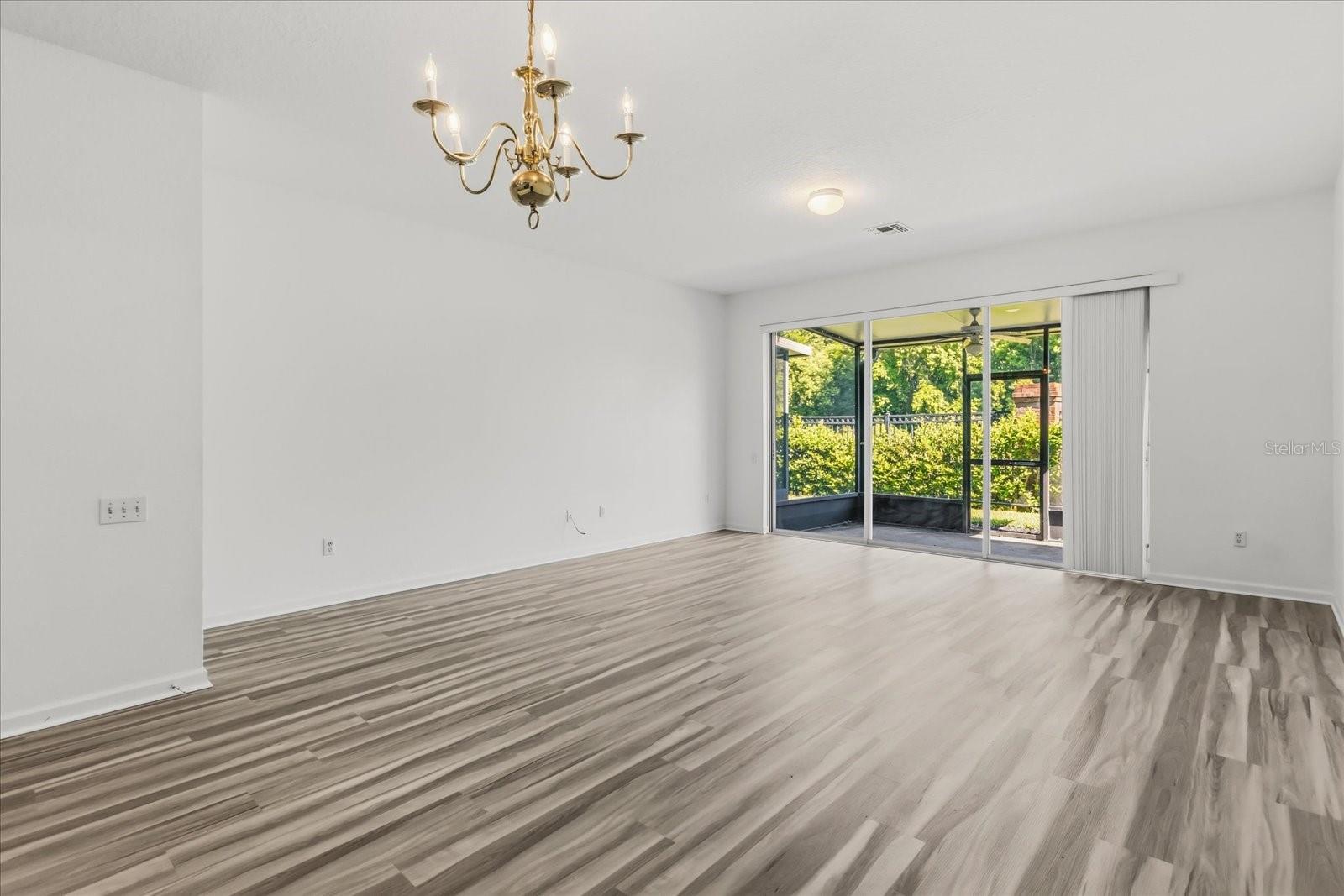 5012 HAWKSTONE DR — photo 5