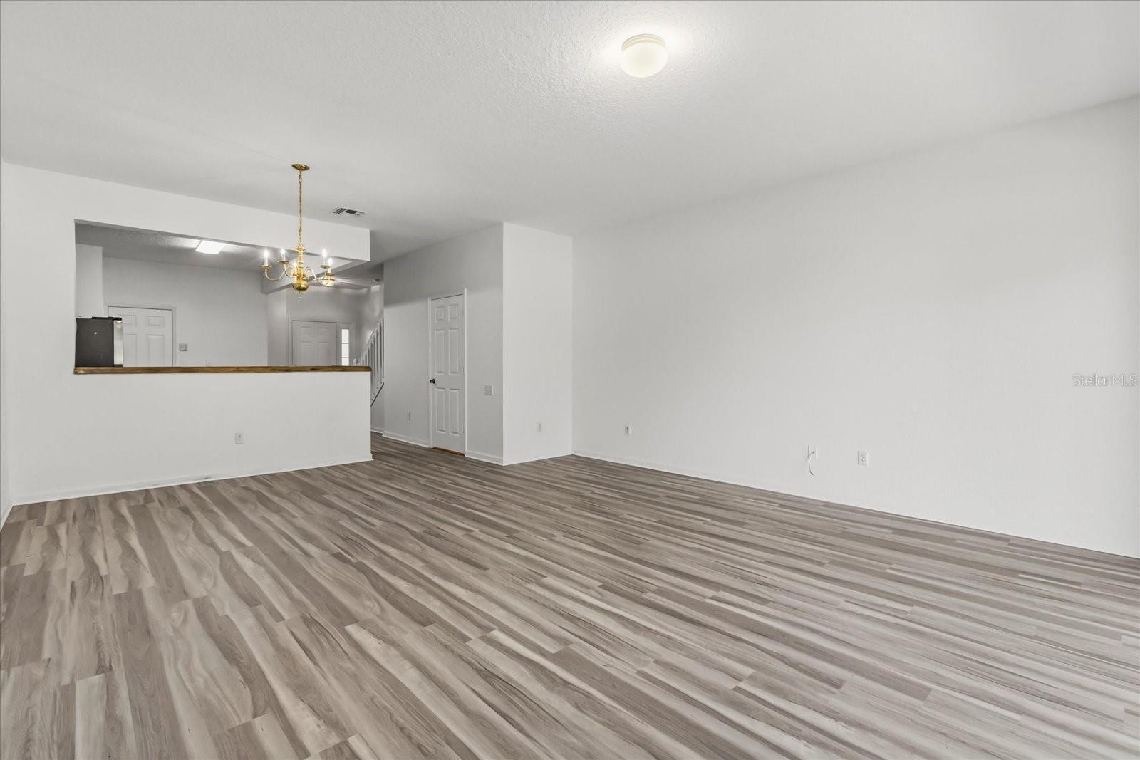 5012 HAWKSTONE DR — photo 6