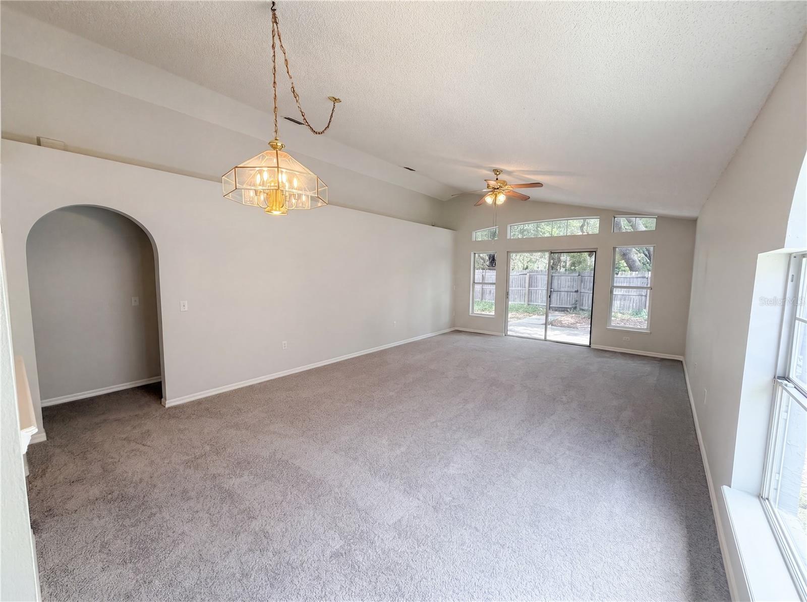 114 PAMALA CT — photo 3