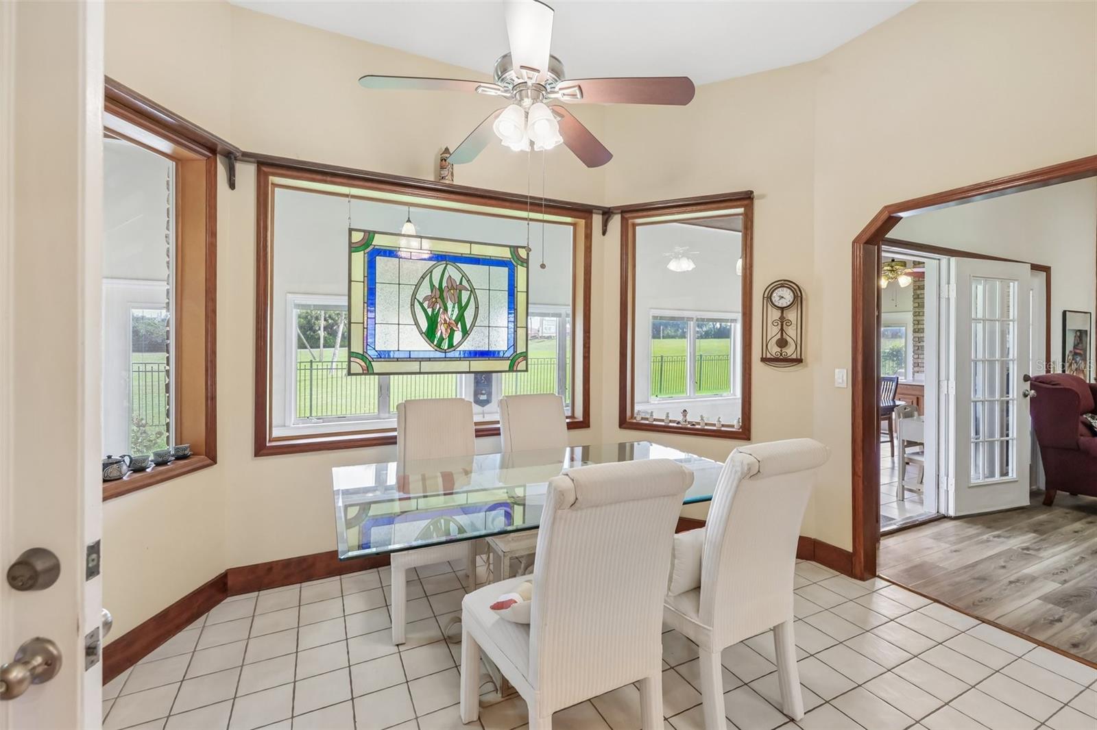 235 ANN RUSTIN DR — photo 9