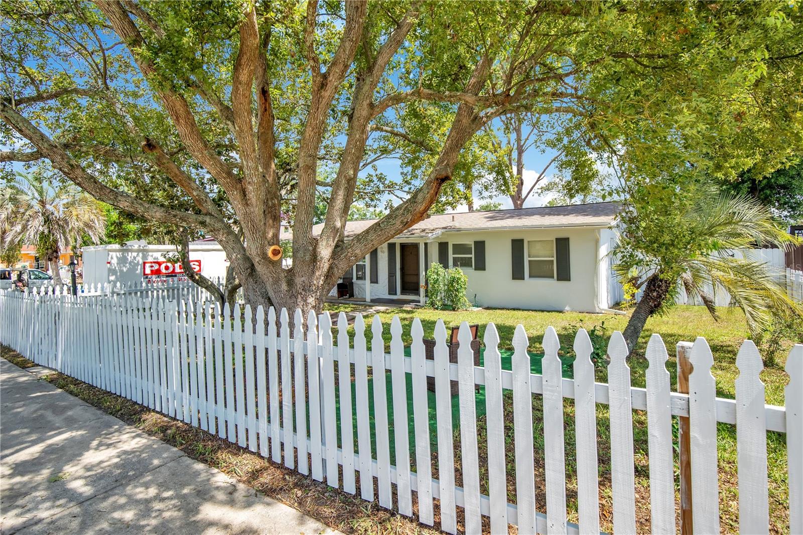682 MERRIMAC ST — photo 3