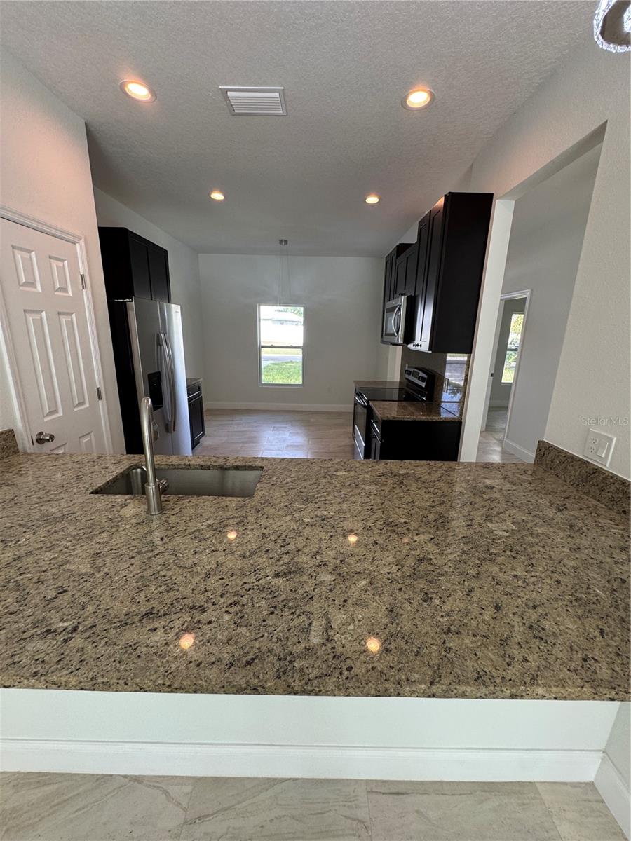 3148 N COVINGTON DR — photo 11