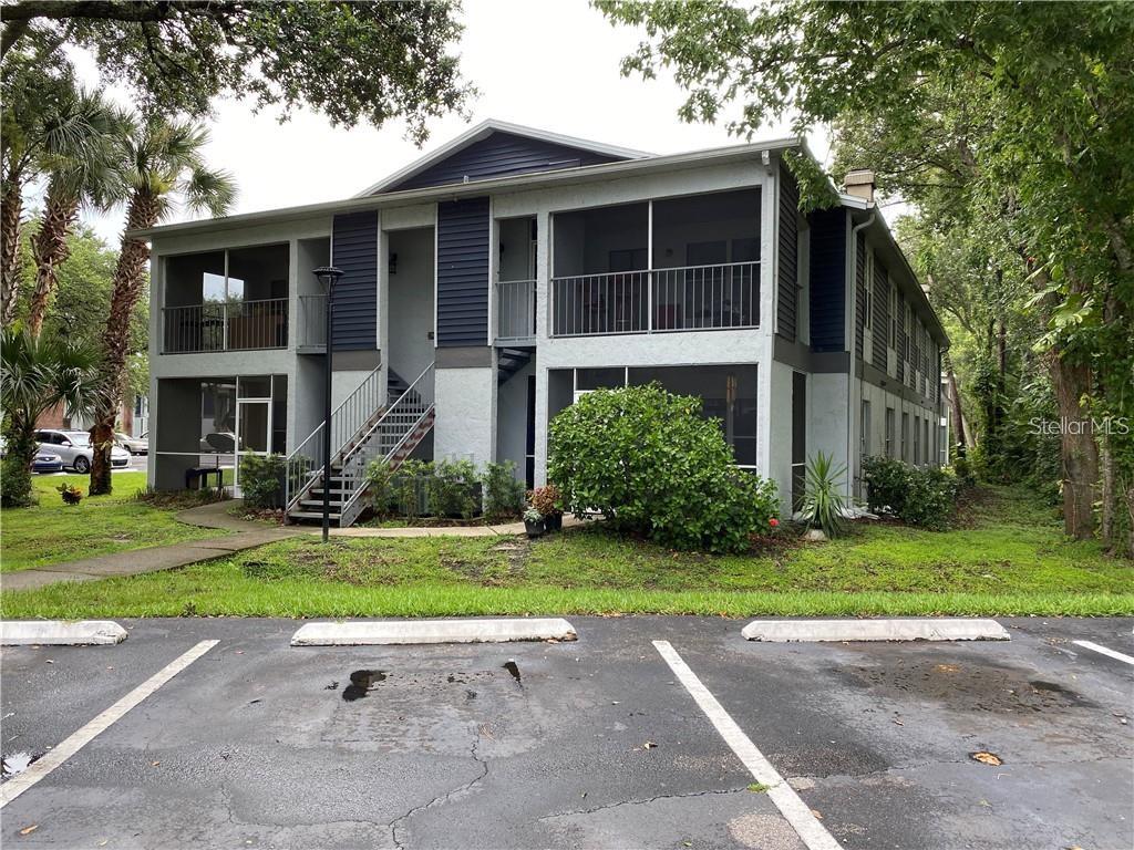 2404 NORTHLAKE DR NE #2404