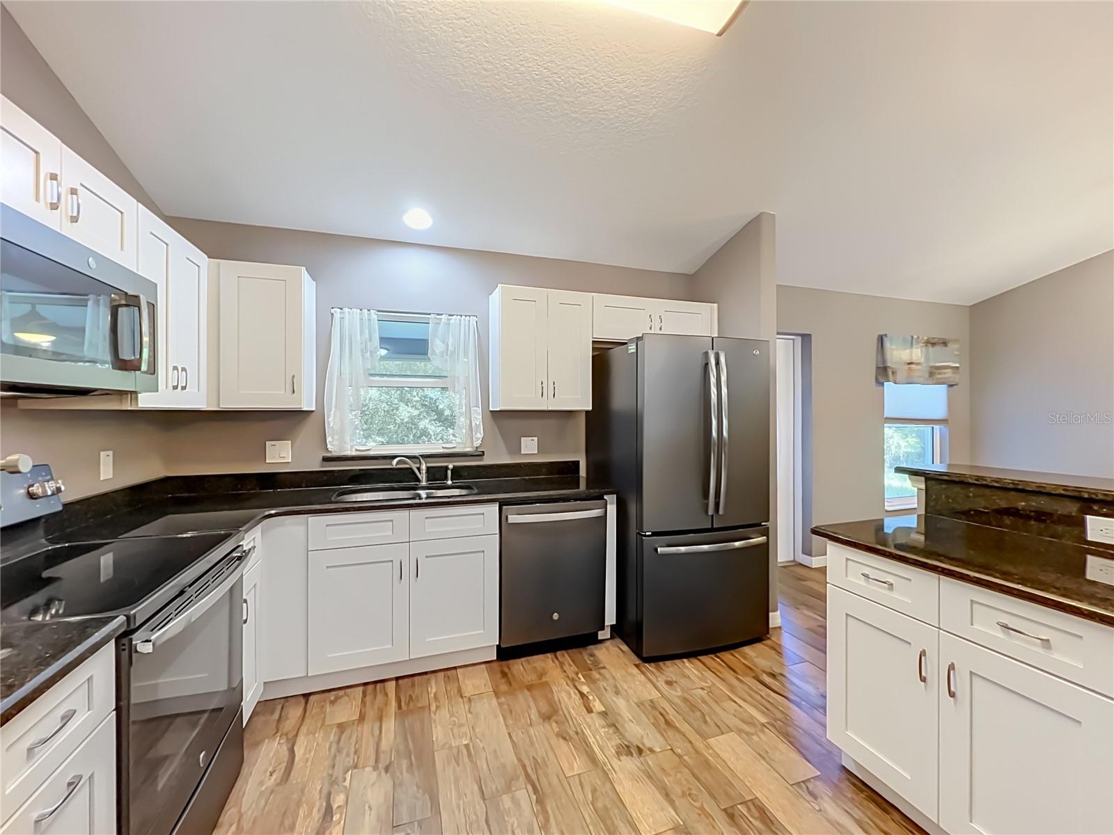 2212 GAMEWELL CT — photo 8