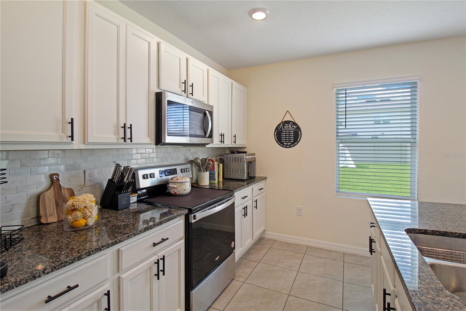 3165 EASTGROVE TER — photo 11