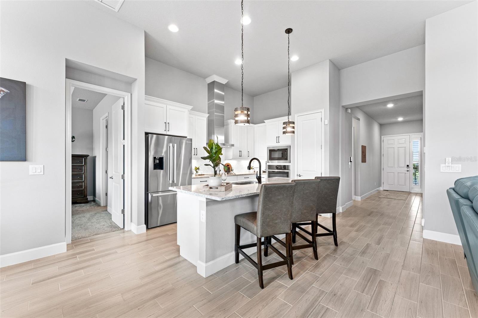 257 MOSAIC BLVD — photo 8