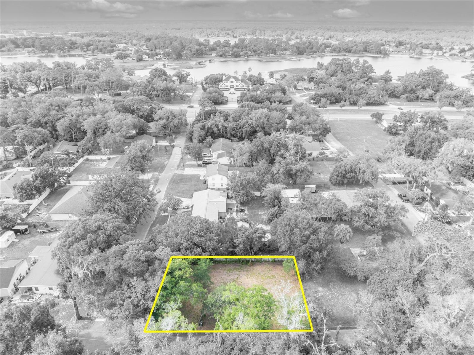 283 GREENLEAF LN — photo 5
