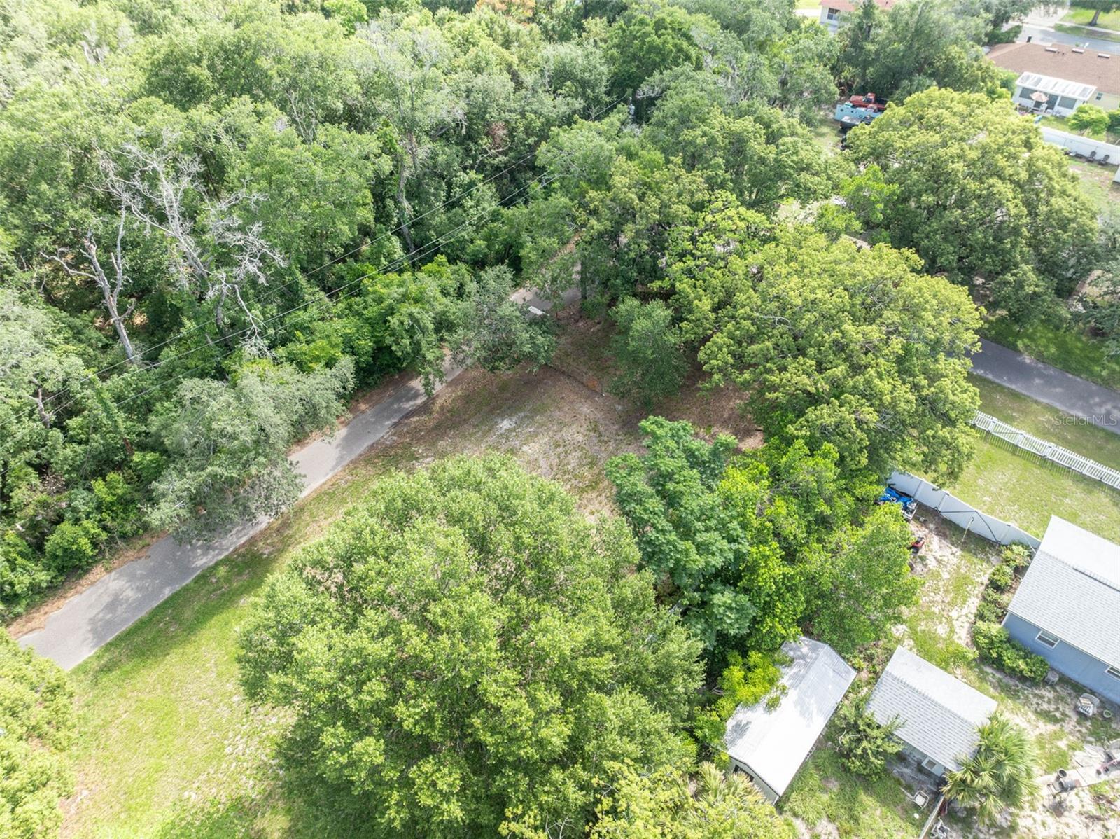 283 GREENLEAF LN — photo 7