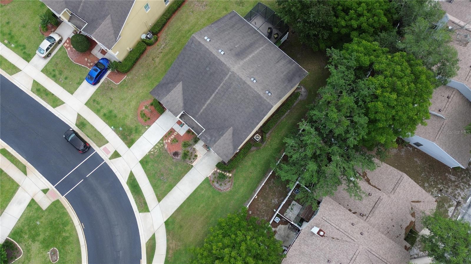 1111 PETERSON PL — photo 3