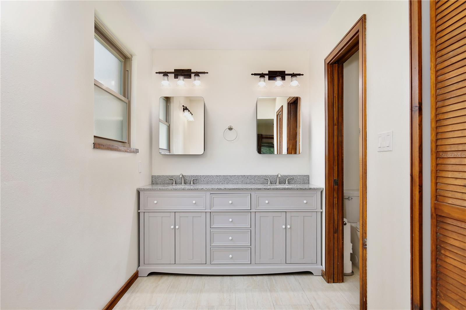 106 POLO LN — photo 10