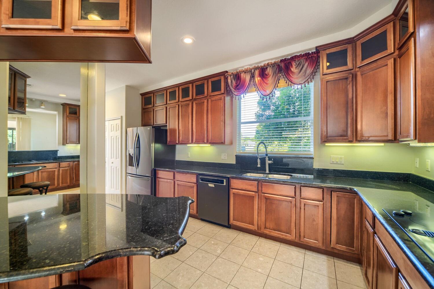 122 SOPHIA MARIE CV — photo 8