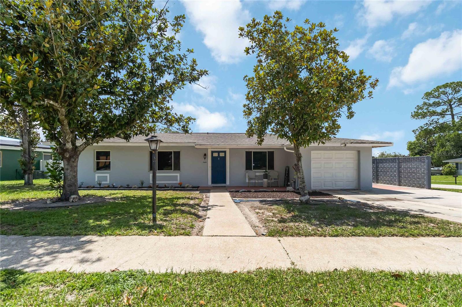 1624 BLOOMFIELD AVE