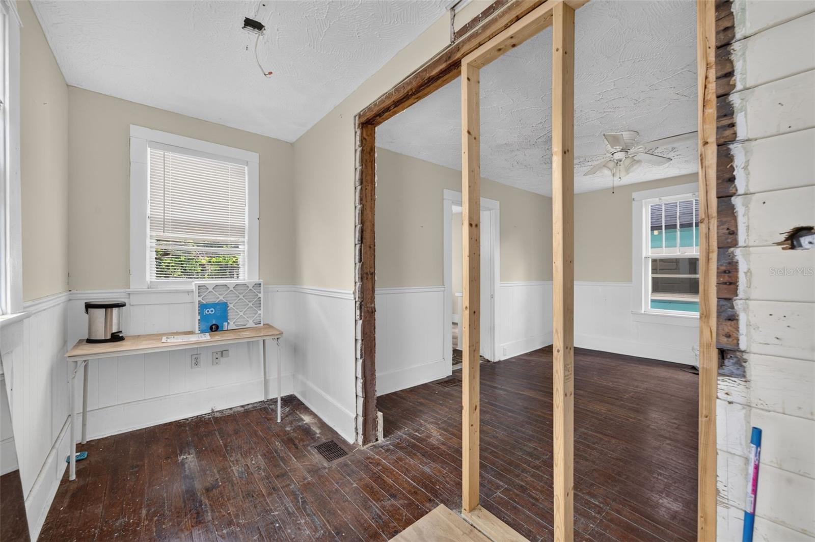 309 RUSH ST — photo 11