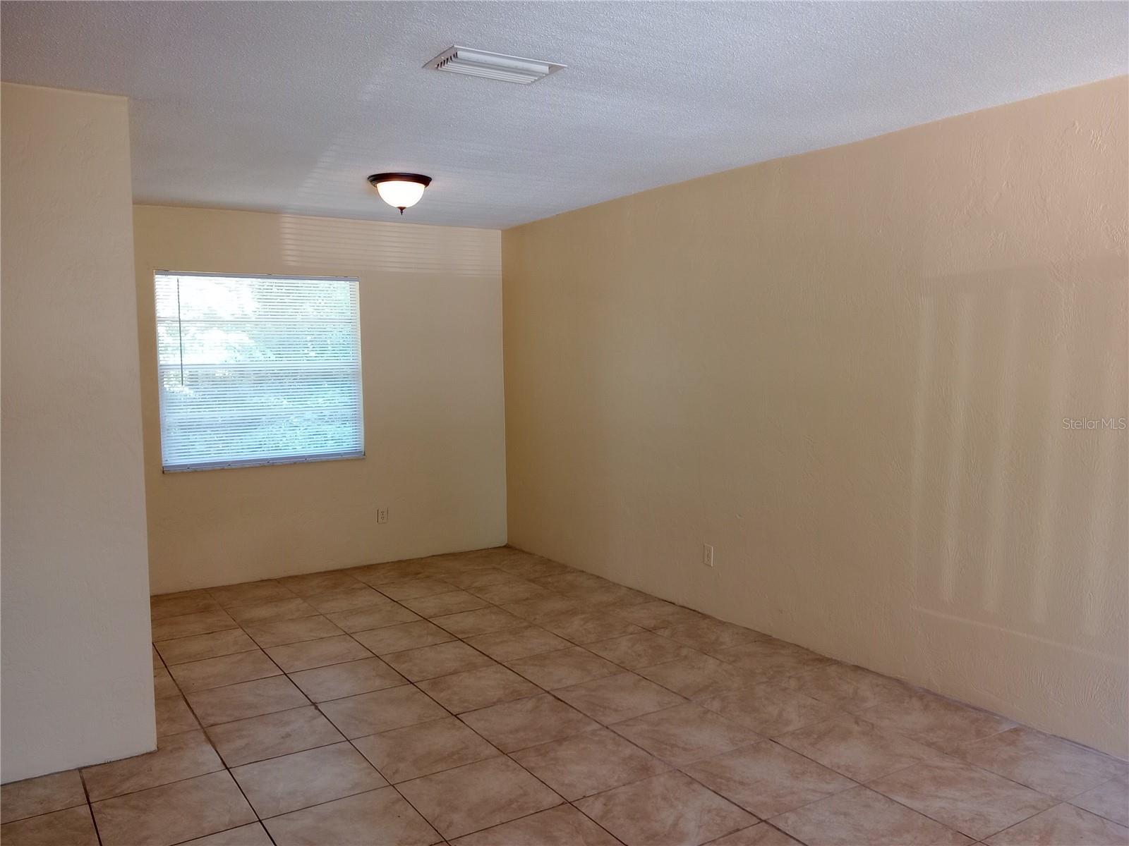 1217 KENNEDY RD #58 — photo 4