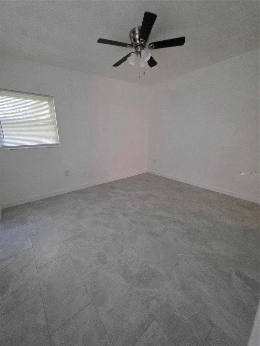 219 HAYS DR — photo 12