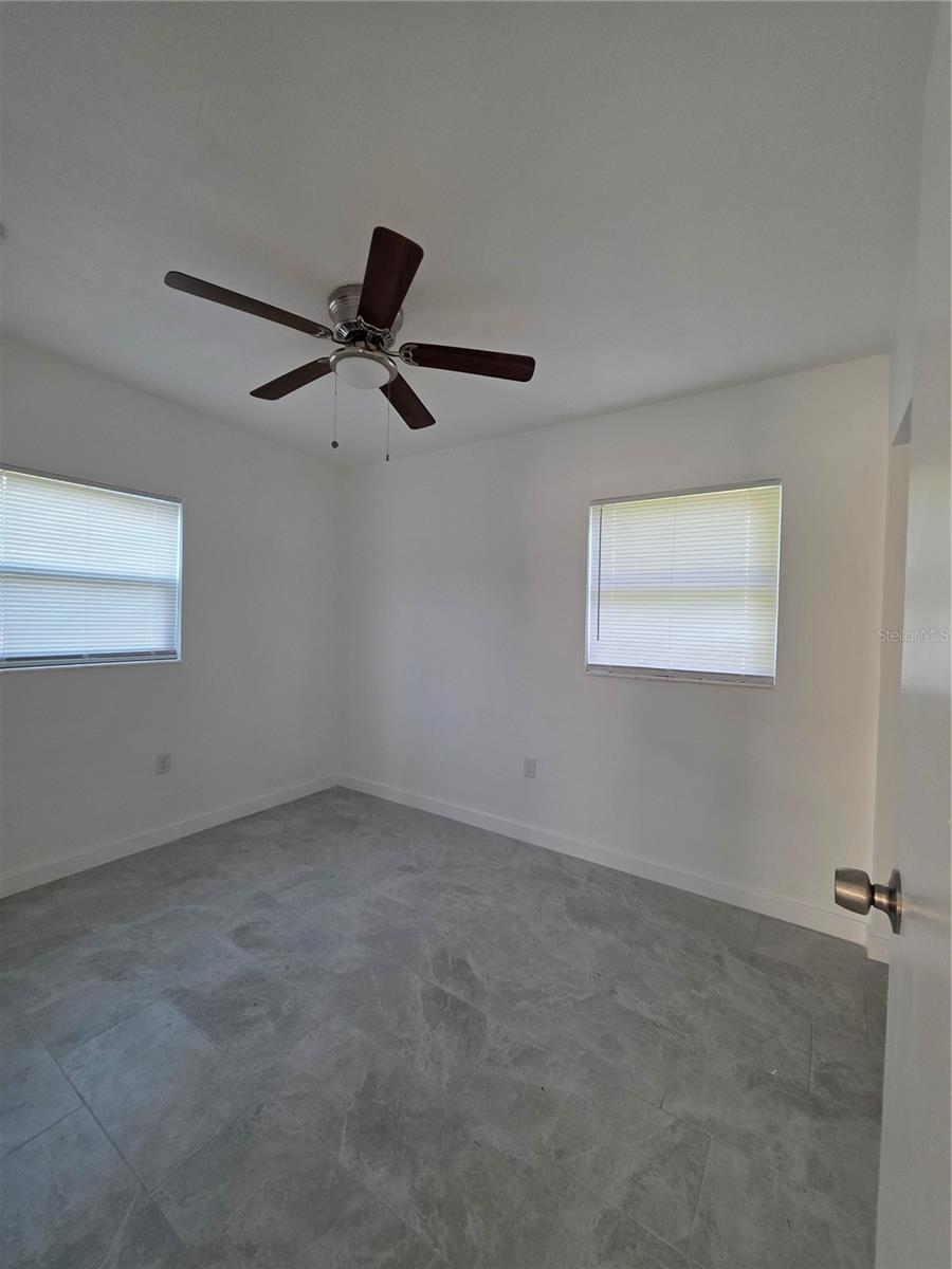 219 HAYS DR — photo 10
