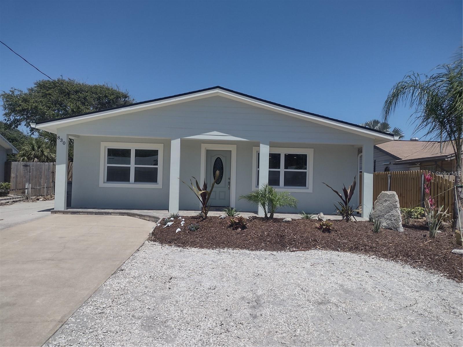 830 E 18TH AVE