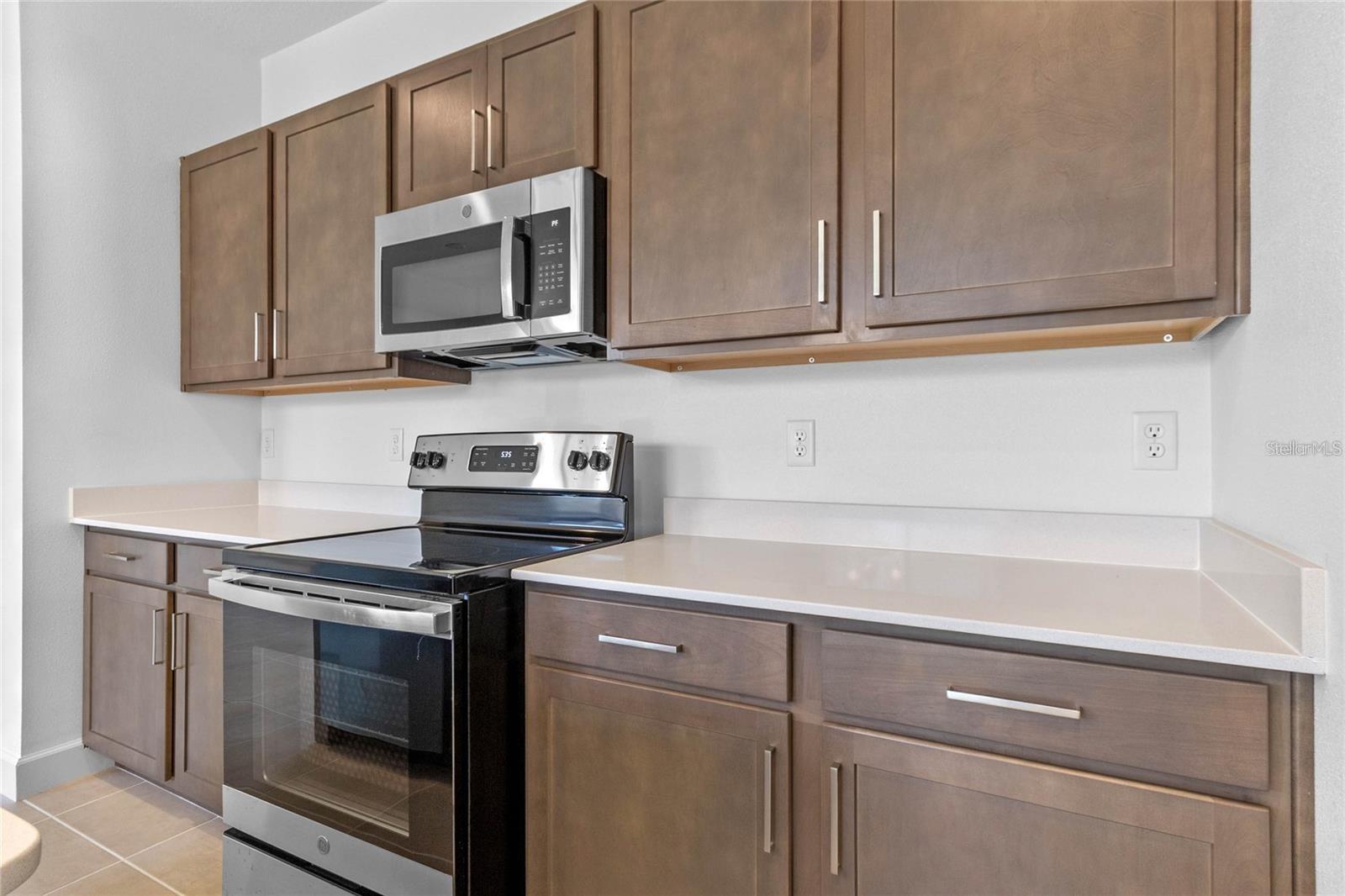 1345 CAPTIVA CV — photo 9