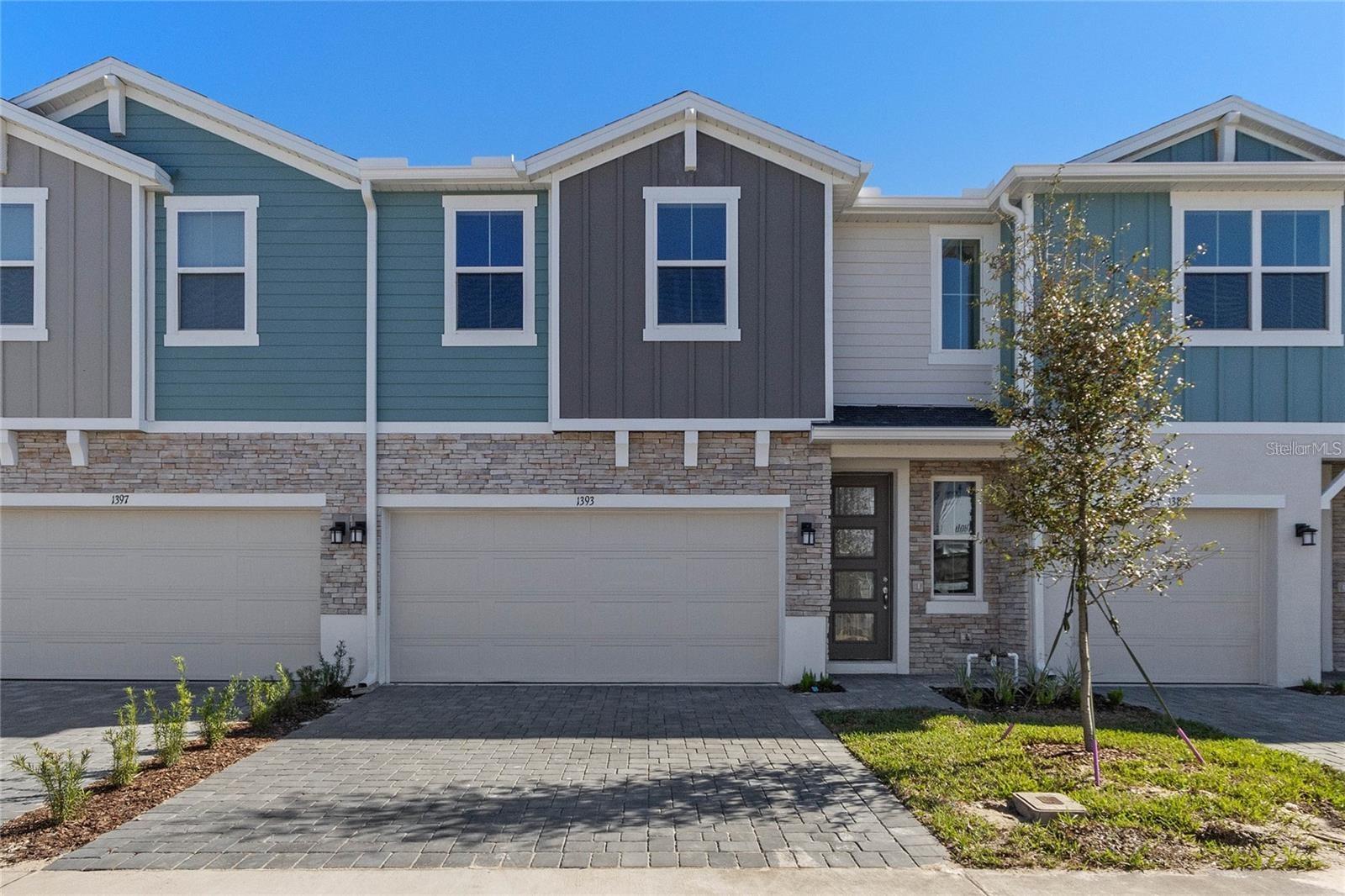 1345 CAPTIVA CV