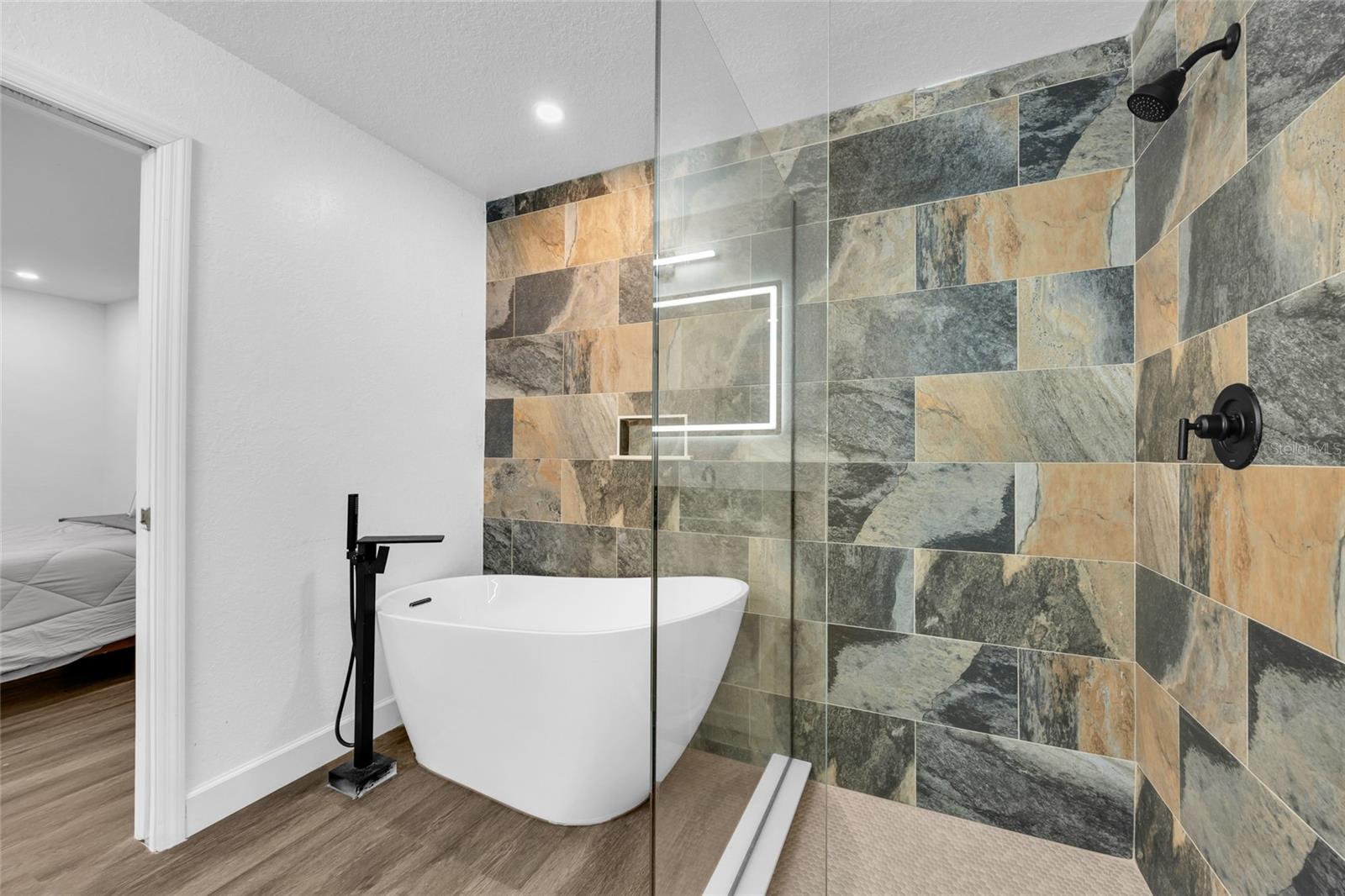 1765 ROSEBERRY LN — photo 8