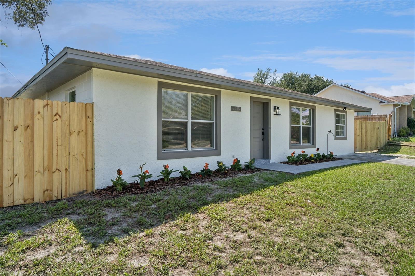 2715 TIMBERLAKE AVE — photo 2