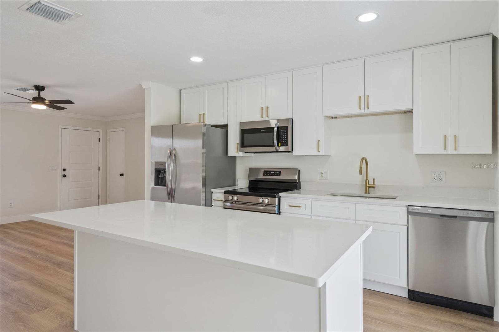 2715 TIMBERLAKE AVE — photo 11