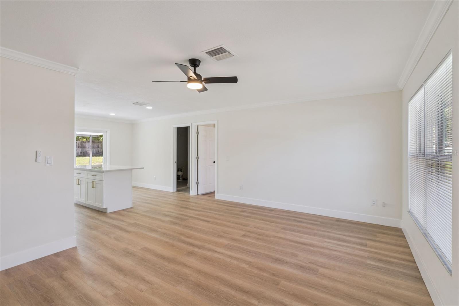 2715 TIMBERLAKE AVE — photo 9