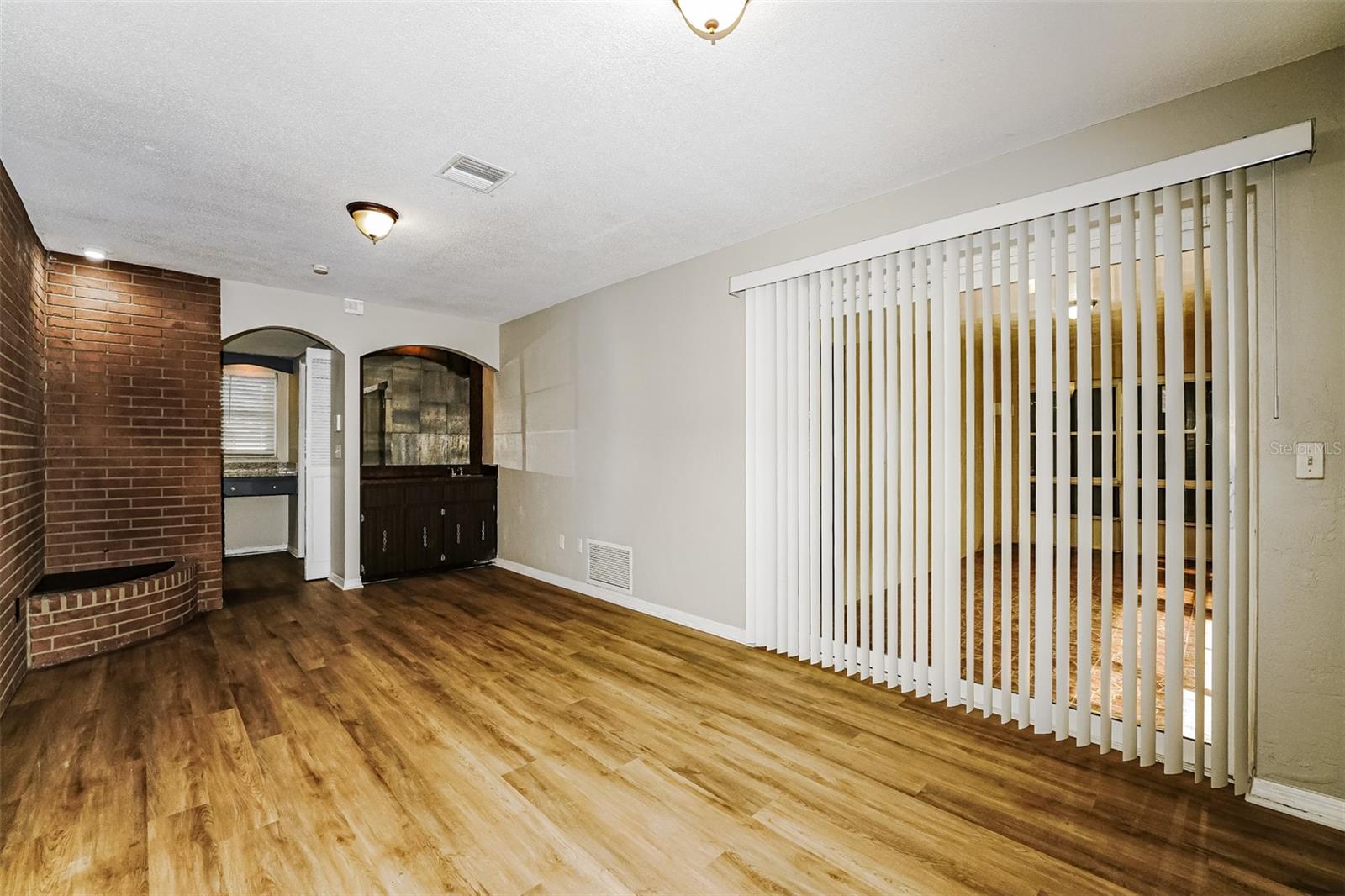 1402 FINDLAY ST — photo 10