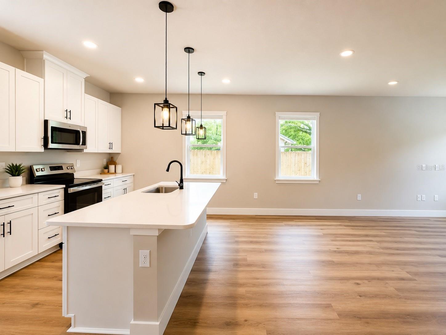807 SANTA BARBARA DR — photo 6