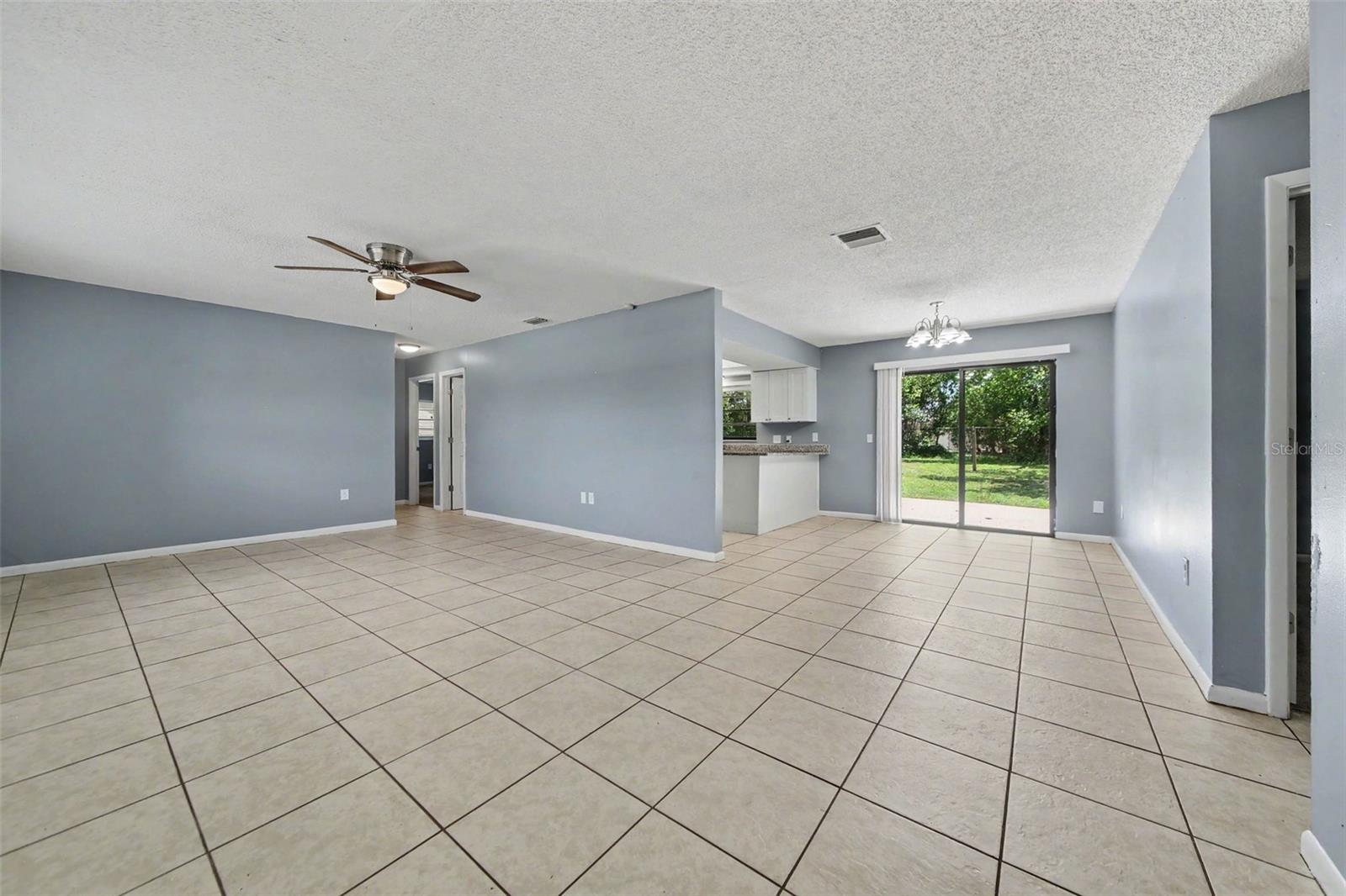 840 RAYSTON ST — photo 2