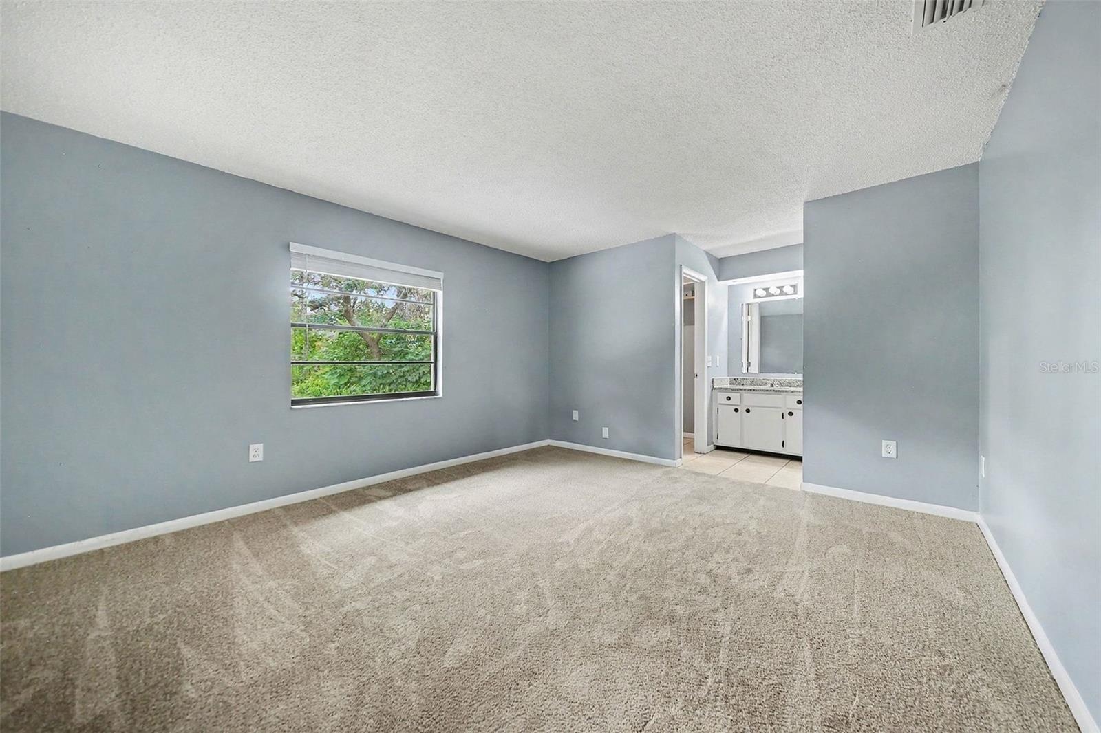 840 RAYSTON ST — photo 7