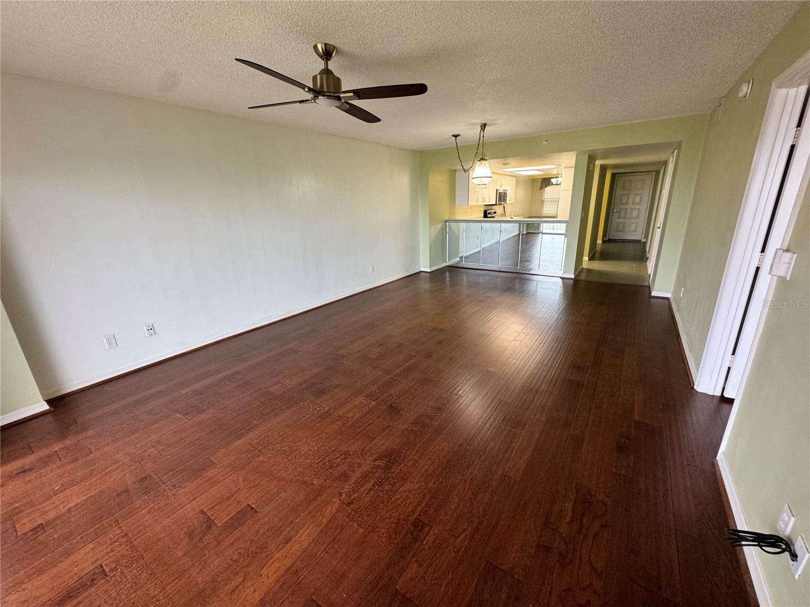 4 OCEANS WEST BLVD #606D — photo 8