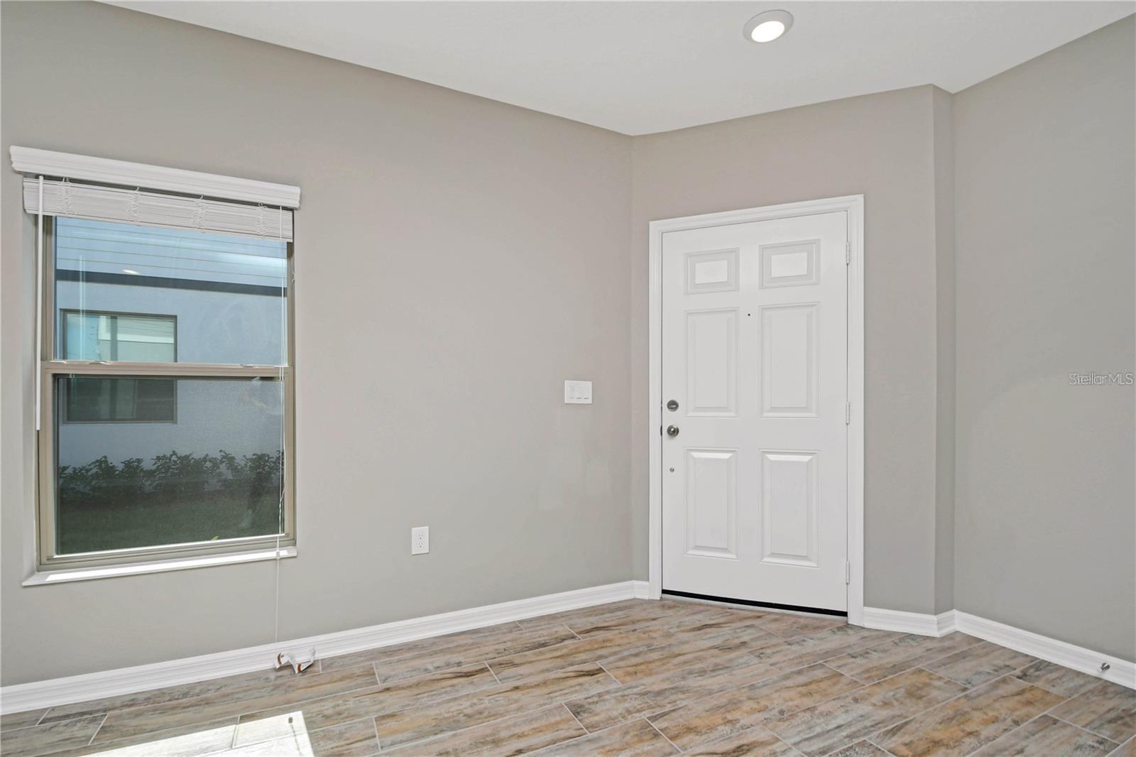 310 CEDAR BARK LN — photo 5