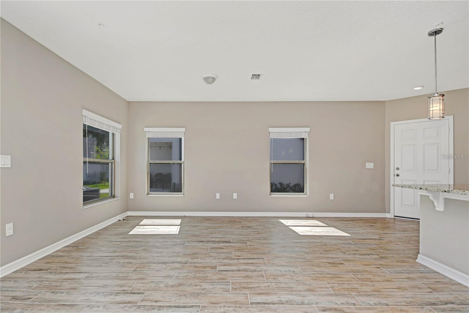 310 CEDAR BARK LN — photo 6