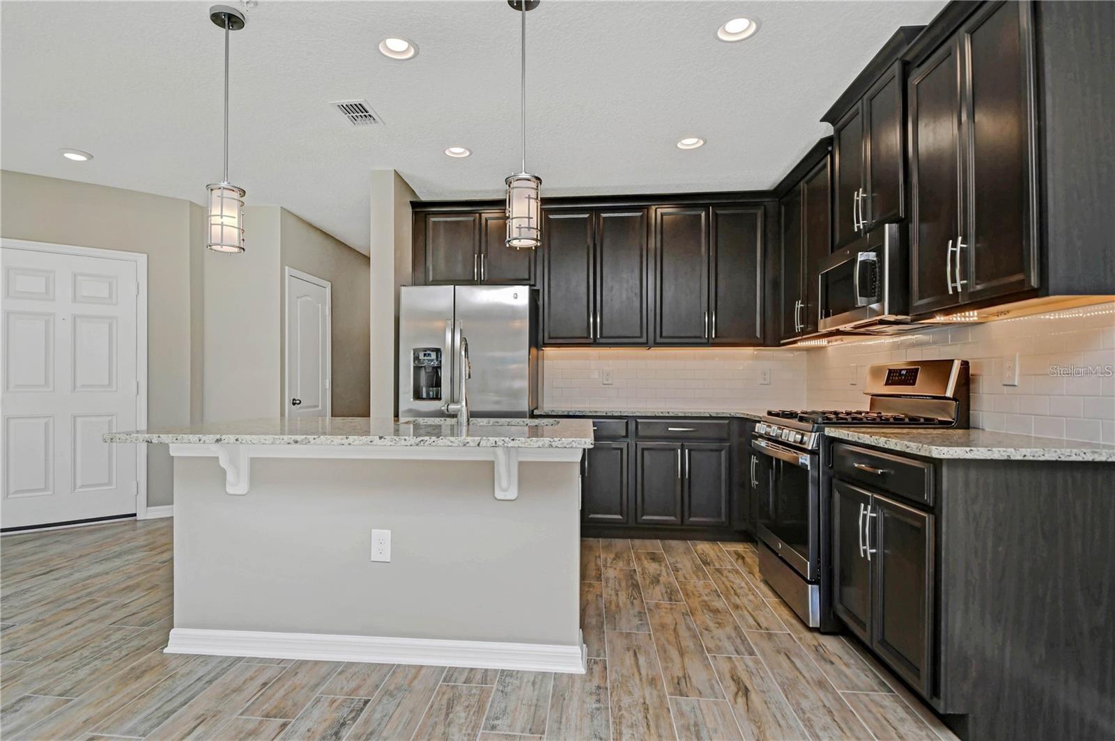 310 CEDAR BARK LN — photo 9