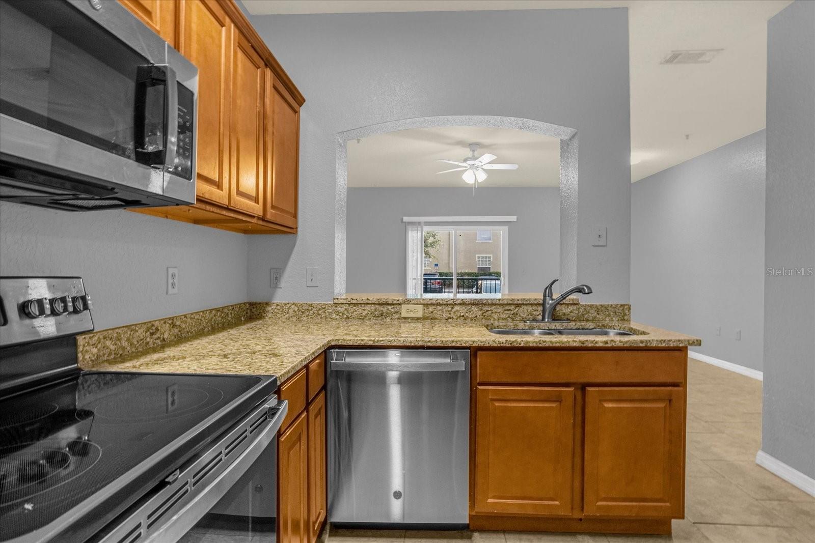 102 VISTA VERDI CIR #100 — photo 9