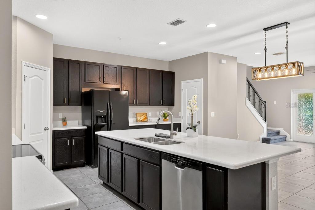 409 MERRY BROOK CIR — photo 3