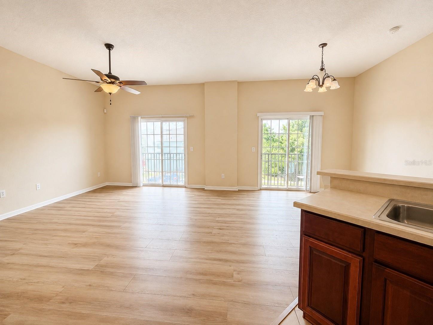 2210 SAN JACINTO CIR — photo 9