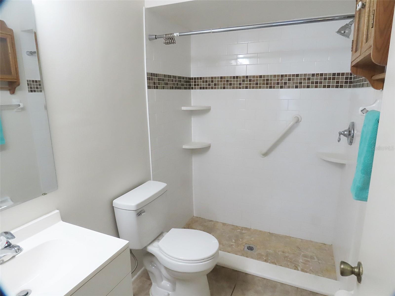 104 NORTHLAKE DR #104 — photo 12