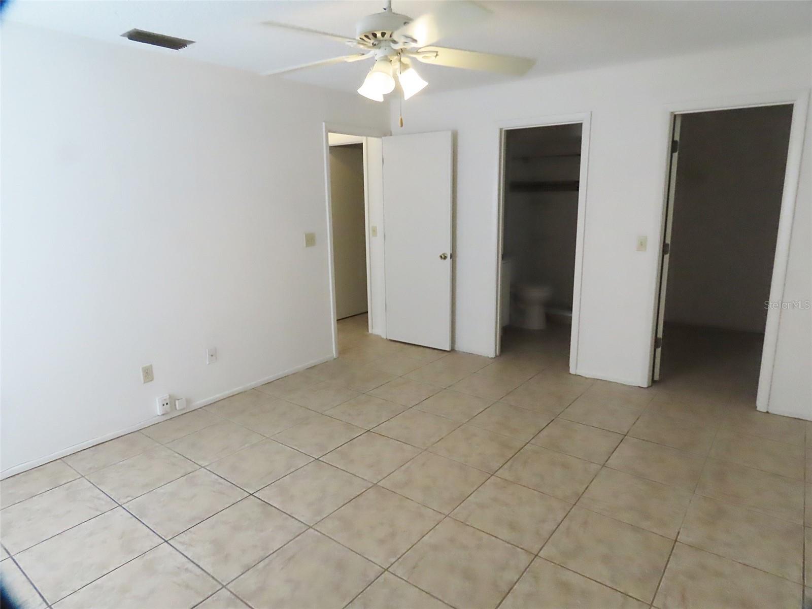 104 NORTHLAKE DR #104 — photo 10