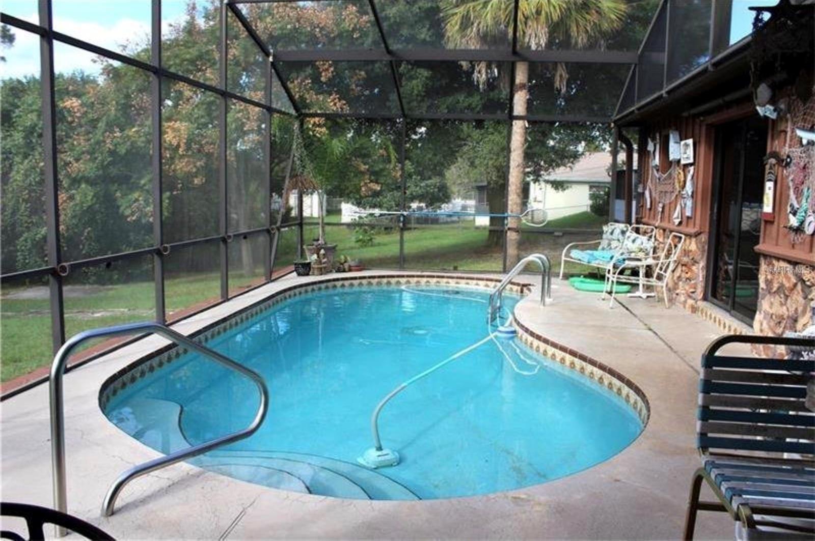 1940 W NEMO DR — photo 4