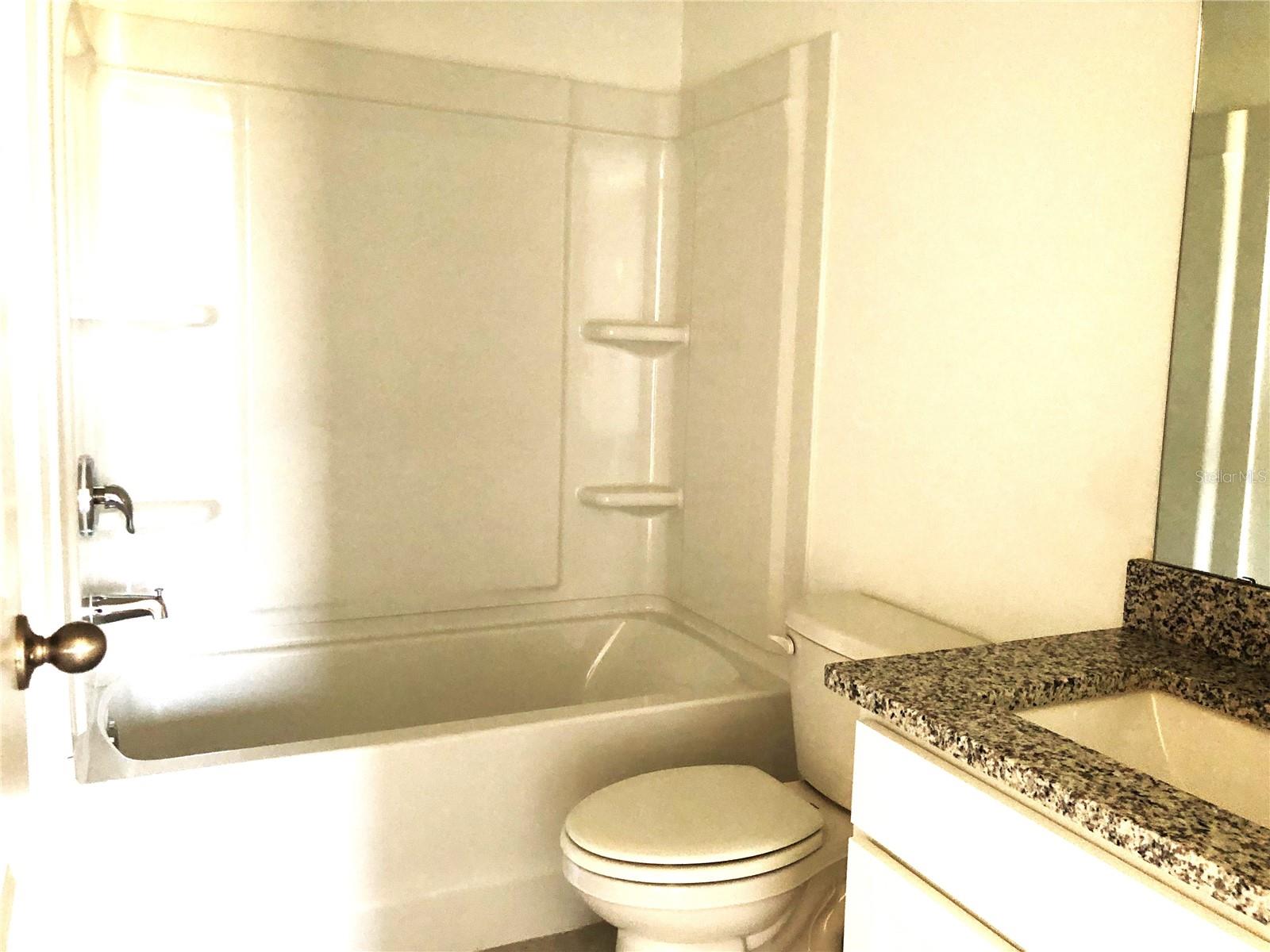 1314 DALKEITH CV — photo 4