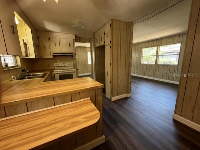 223 PEPPERTREE CT — photo 5
