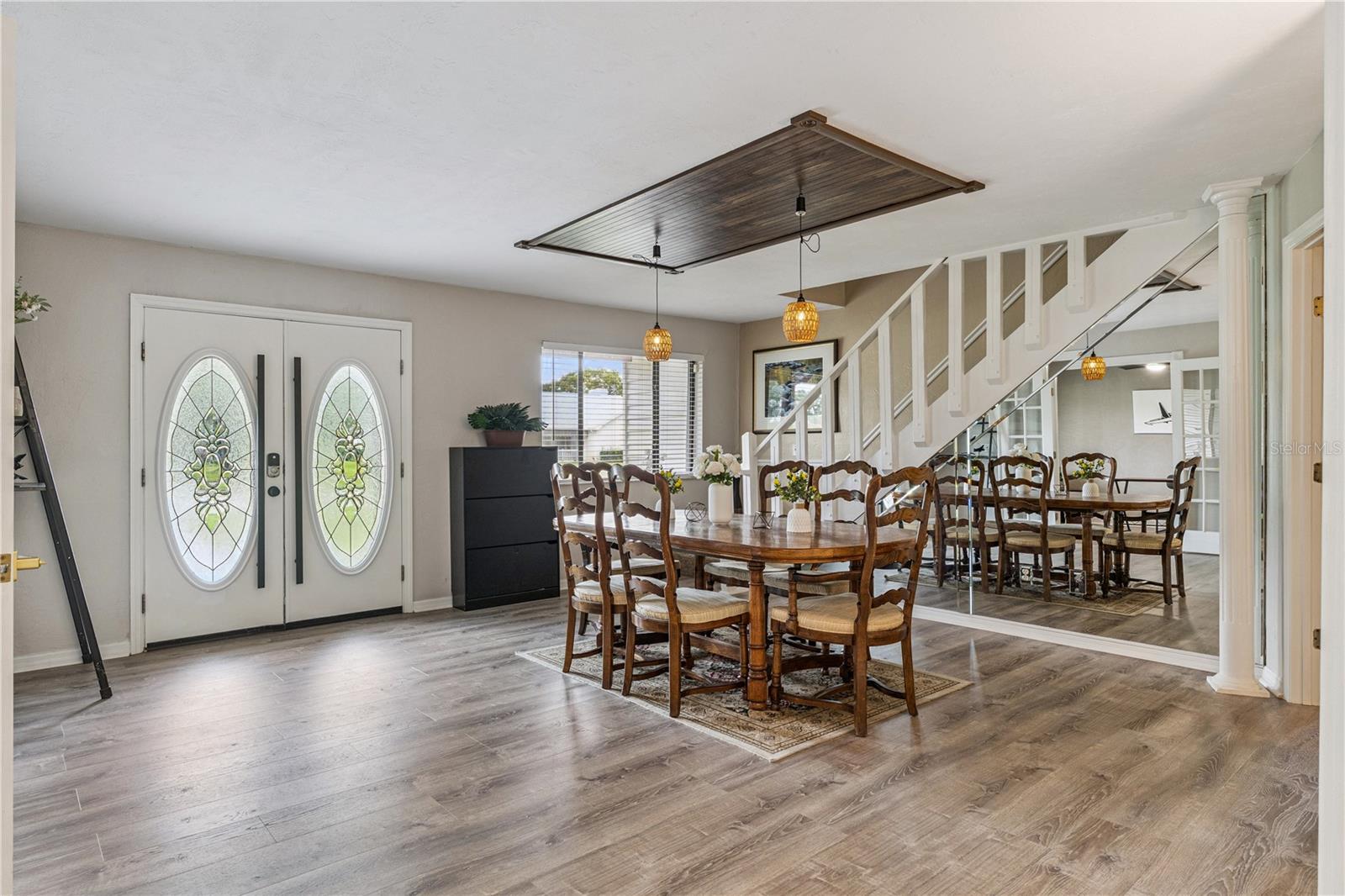 537 PELICAN BAY DR — photo 4