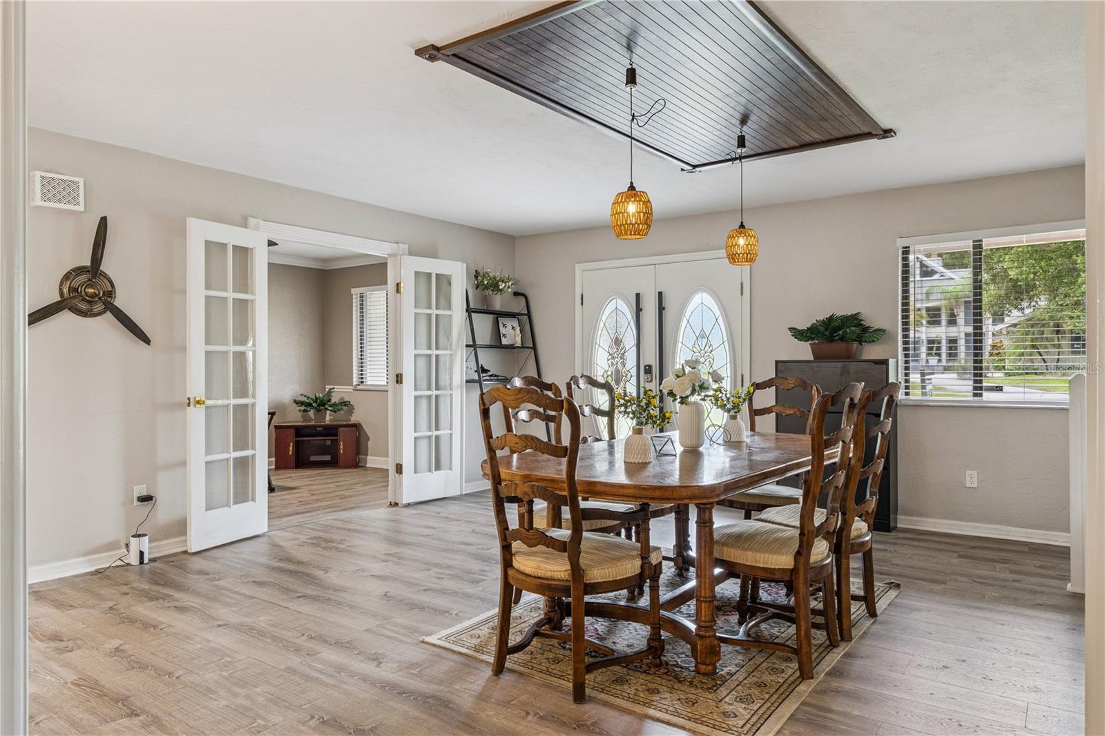 537 PELICAN BAY DR — photo 5