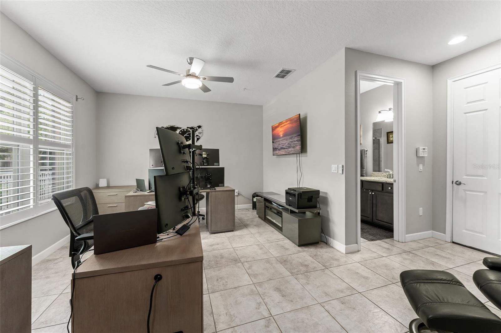1457 LAKE GEORGE DR #1457 — photo 4